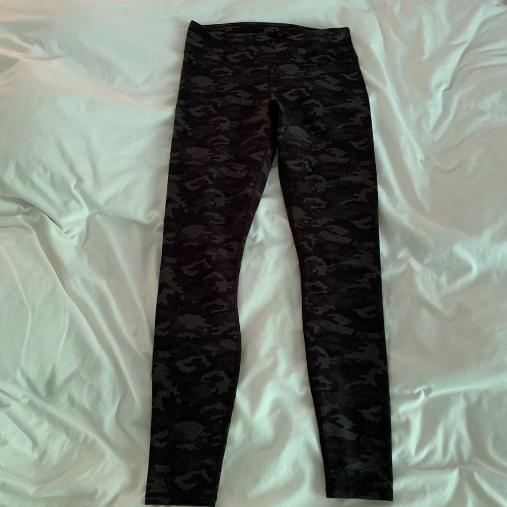 Fabletic Full Length Camo Leggings